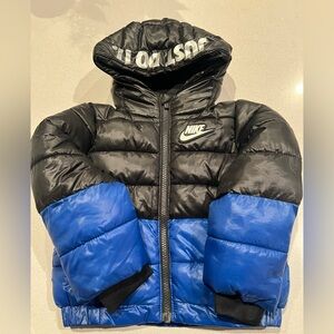 Nike Kids Black and Blue Hooded Puffer 24m